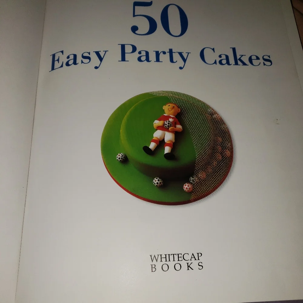 50 Easy Cakes by Debbie Brown Great ideas Cookbook cake decoration